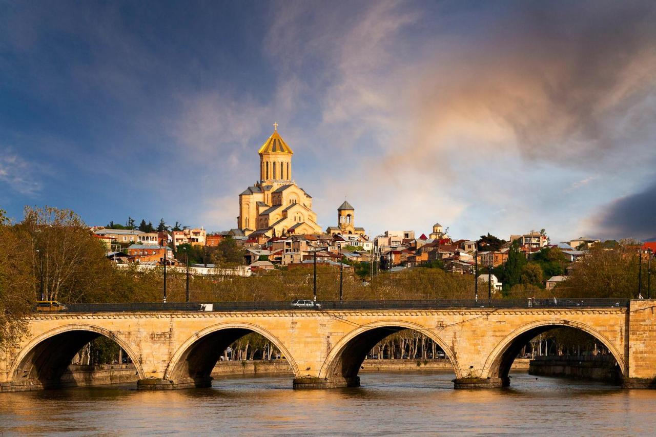 Panorama Of Tbilisi Hotel Ngoại thất bức ảnh